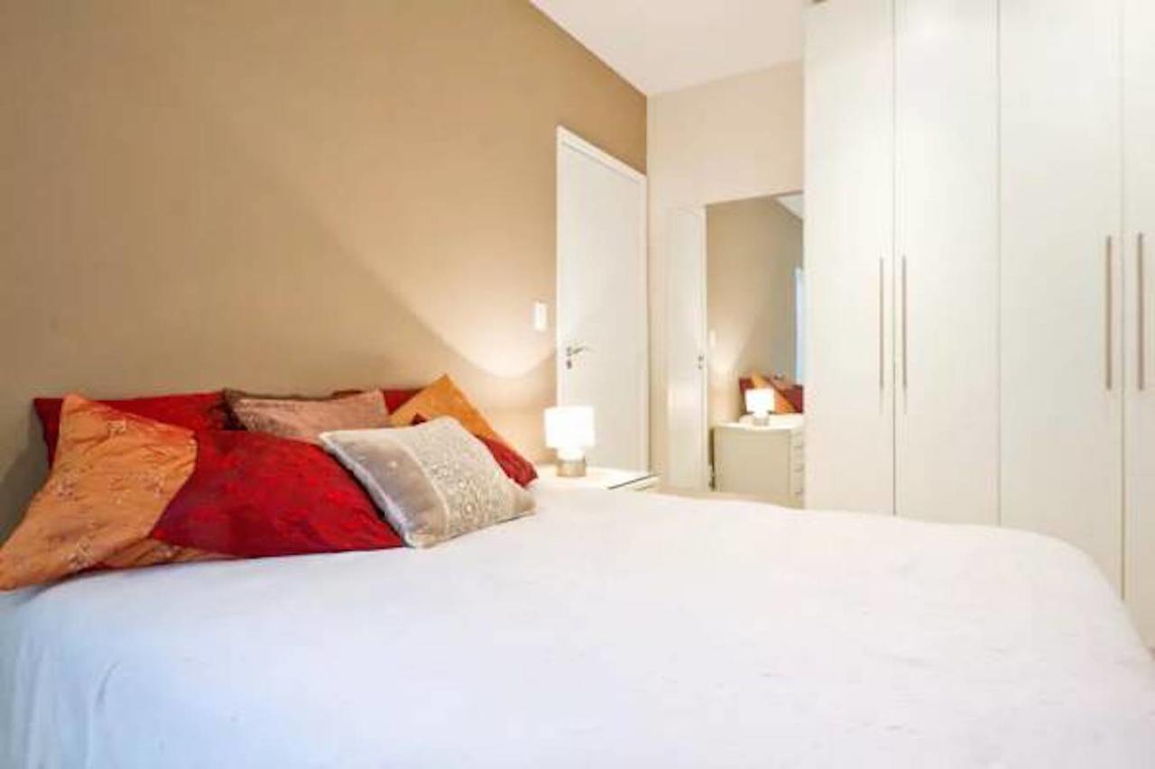 פורטו אלגרה Homestay 3 - Avenida Carlos Gomes מראה חיצוני תמונה